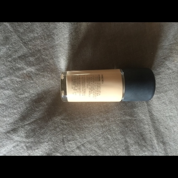 Mac Studio Fix Fluid Spf15❤️ - Picture 2 of 3